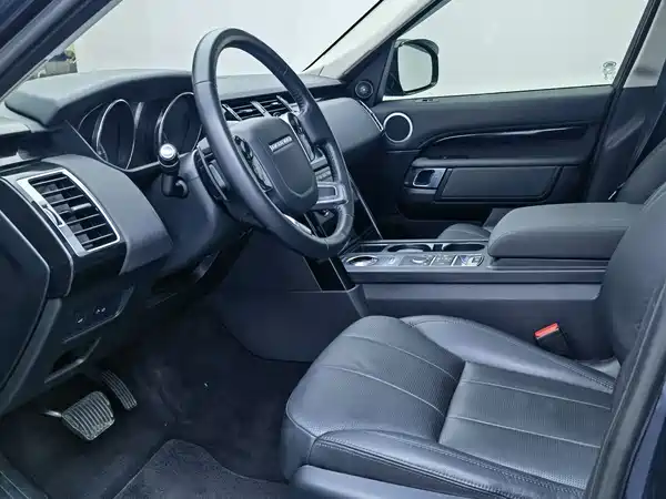 Land Rover Discovery 2019