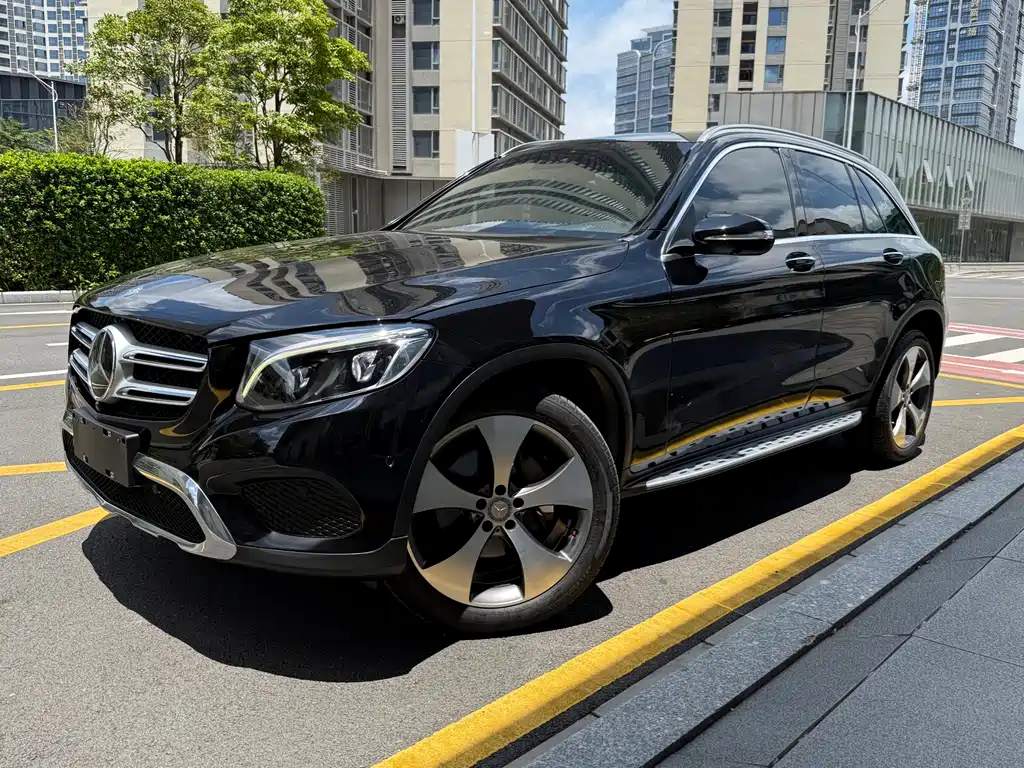Mercedes-Benz GLC 2016 — фото 1