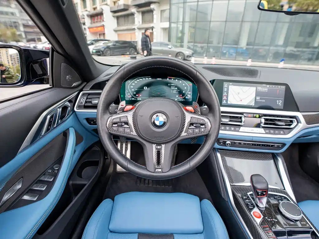 BMW M4 2023 — фото 22