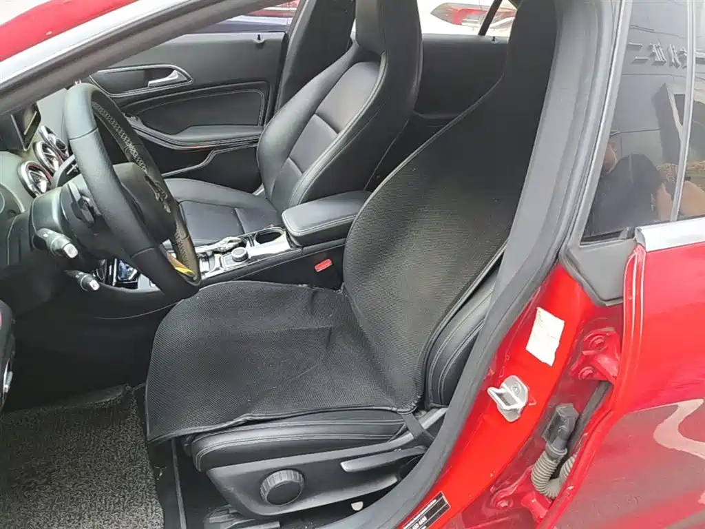 Mercedes-Benz CLA 2017 — фото 15