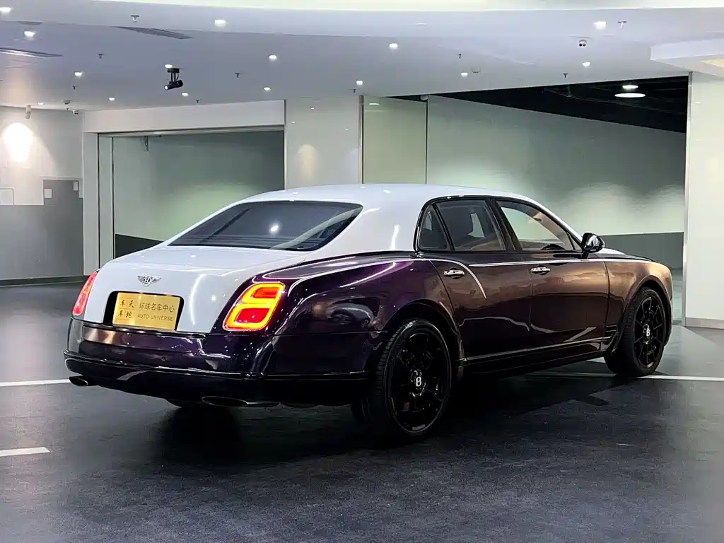 Bentley Mulsanne 2012 — фото 4
