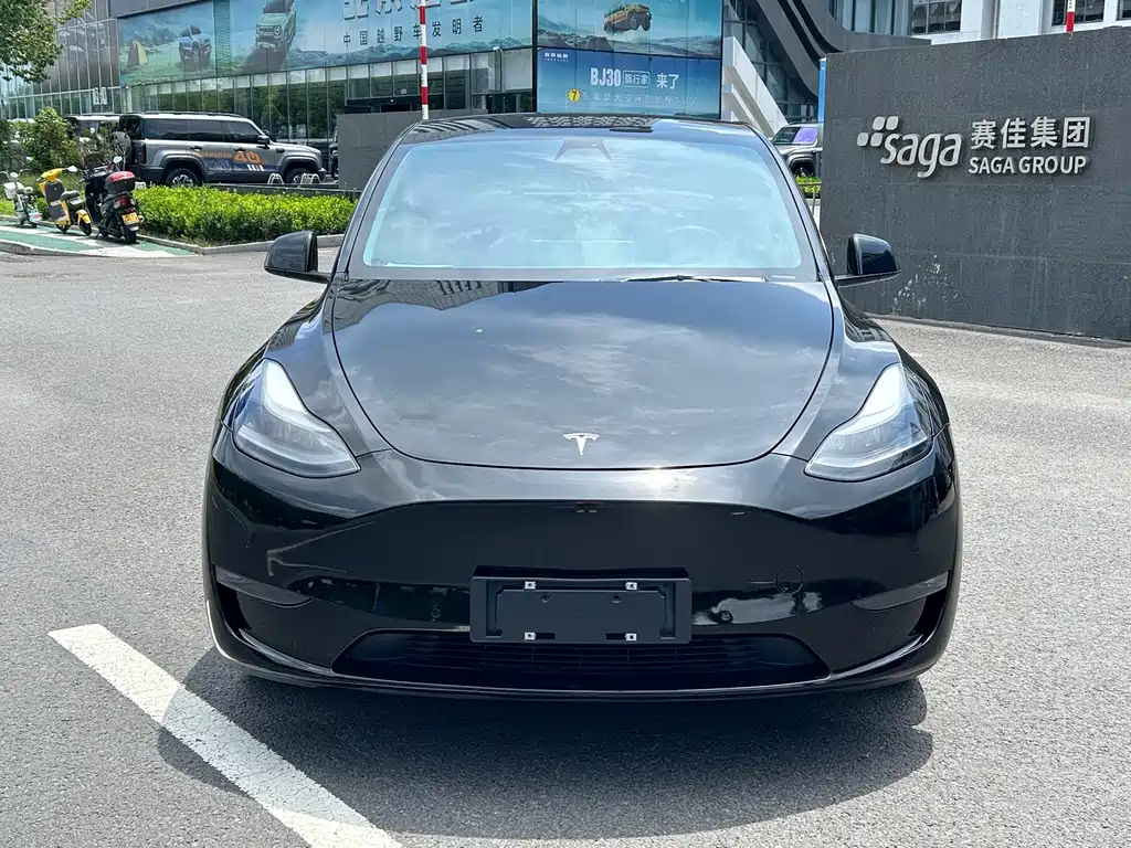 Tesla Model Y 2022 — фото 2