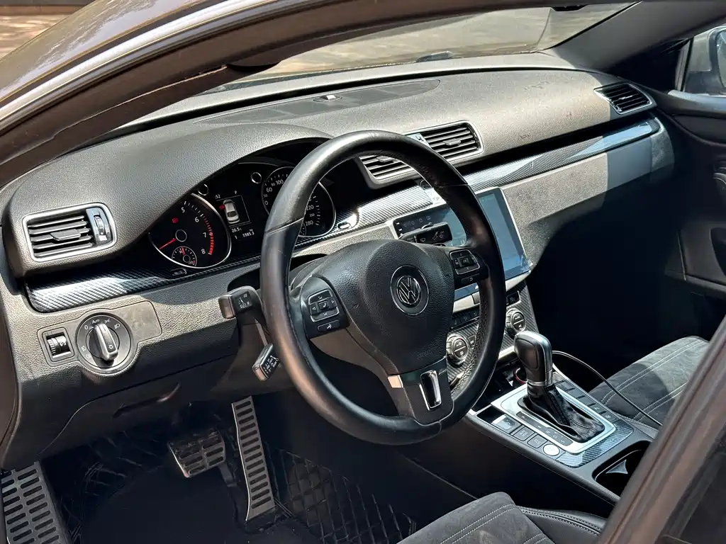 Volkswagen CC 2015 — фото 10