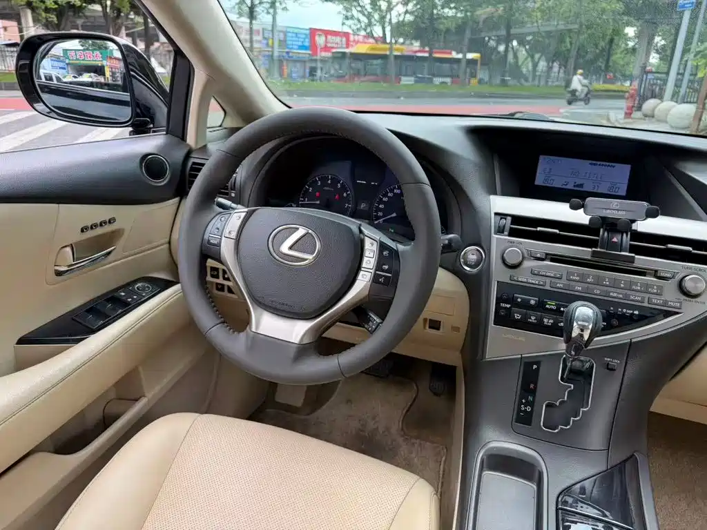 Lexus RX Classic 2013 — фото 9