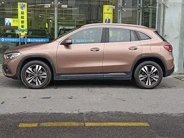 Mercedes-Benz GLA 2022