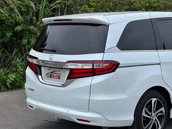 Honda Odyssey 2016