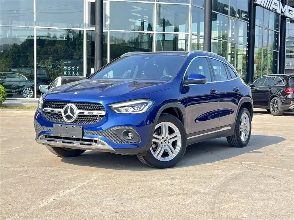 Mercedes-Benz GLA 2023 — фото 1