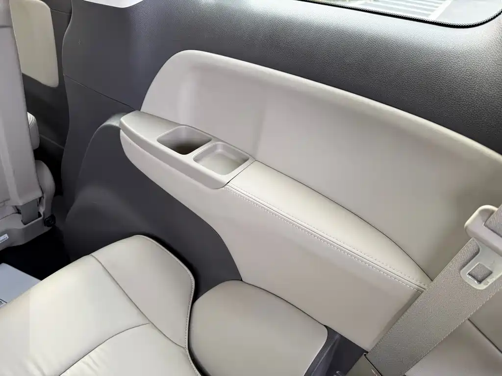 Honda Odyssey 2016 — фото 18
