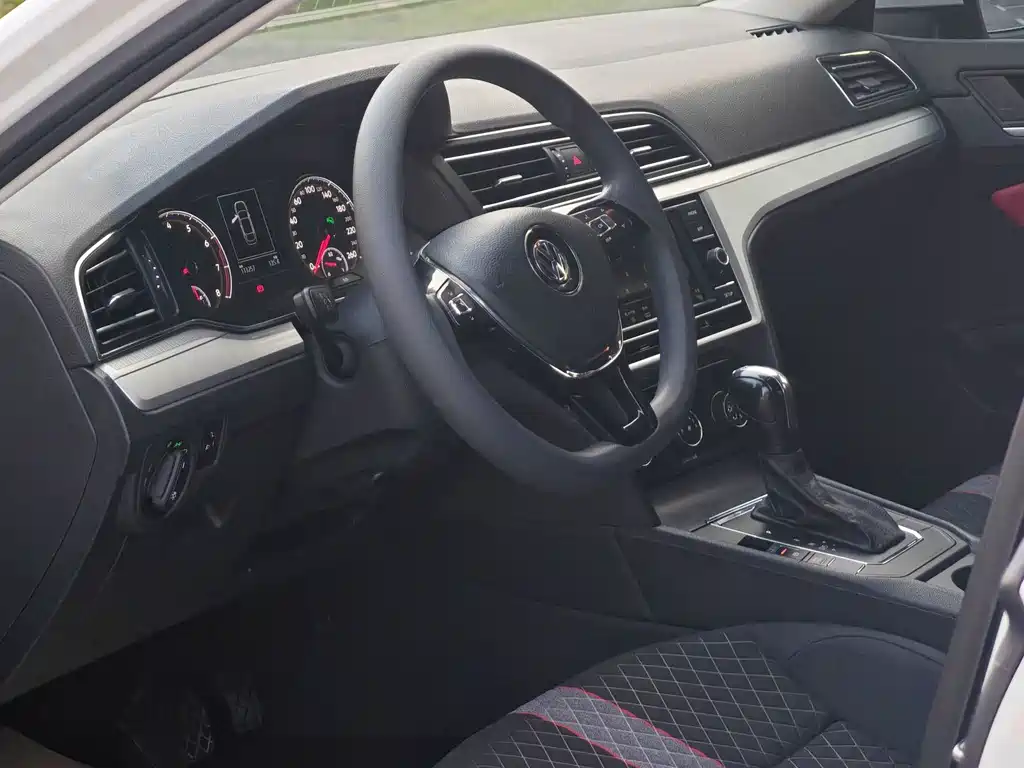 Volkswagen Lamando 2020