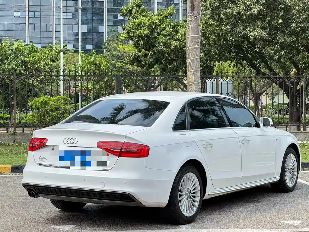 Audi A4L 2016 — фото 3