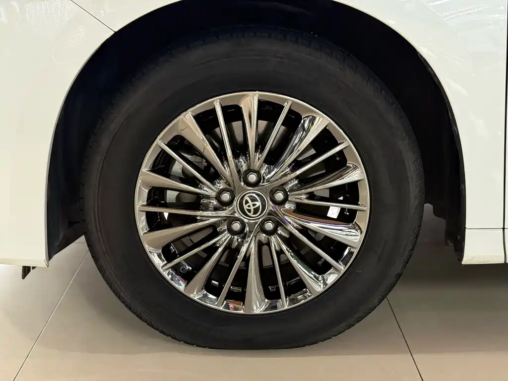 Toyota Alphard 2020 — фото 25