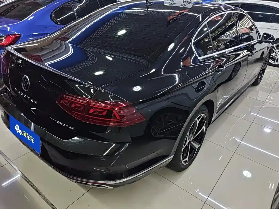 Volkswagen Magotan 2025