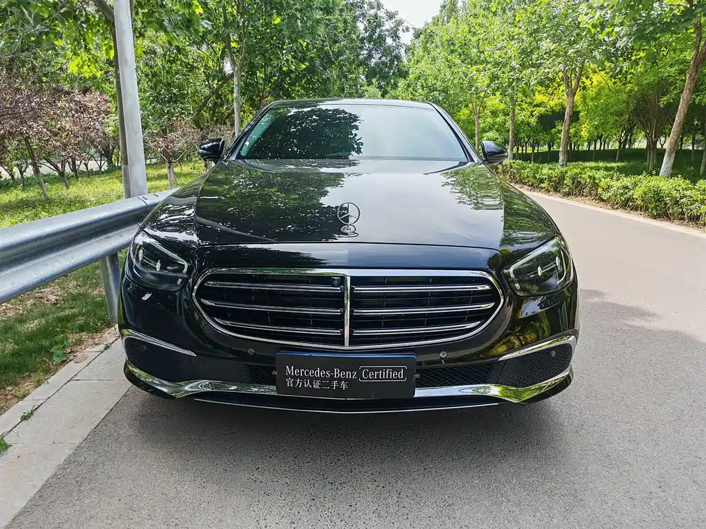Mercedes-Benz E-Class 2023 — фото 2