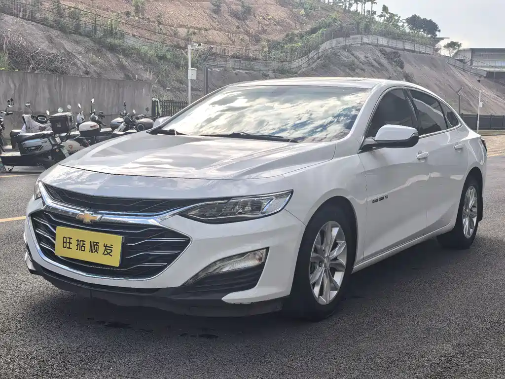 Chevrolet Malibu XL 2020 — фото 1