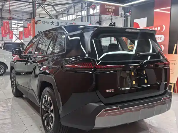 Toyota RAV4 2026