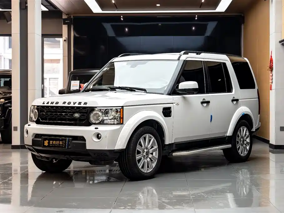 Land Rover Discovery 2012 — фото 1
