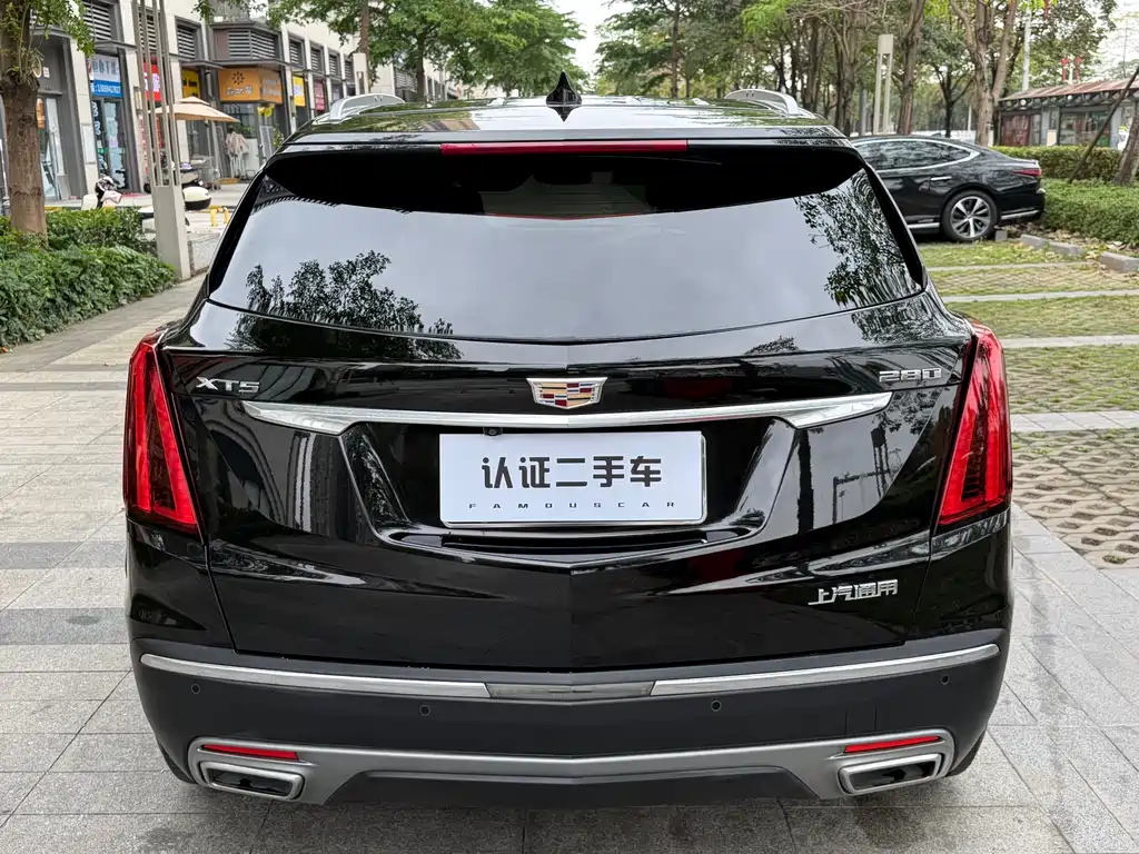 Cadillac XT5 2021 — фото 11