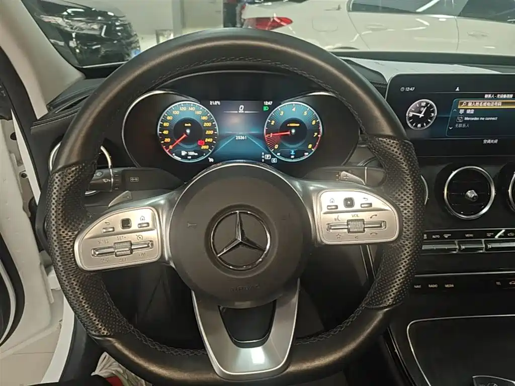 Mercedes-Benz C-Class 2021 — фото 11