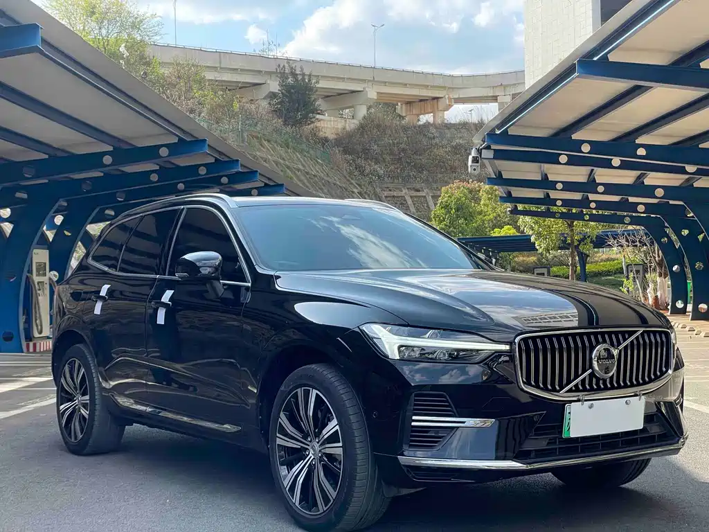 Volvo XC60 PHEV 2022 — фото 3