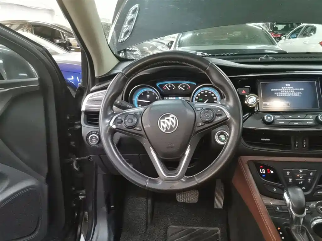 Buick Envision Plus 2016 — фото 11