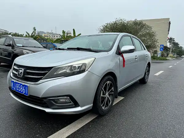 Zotye Z300 2014