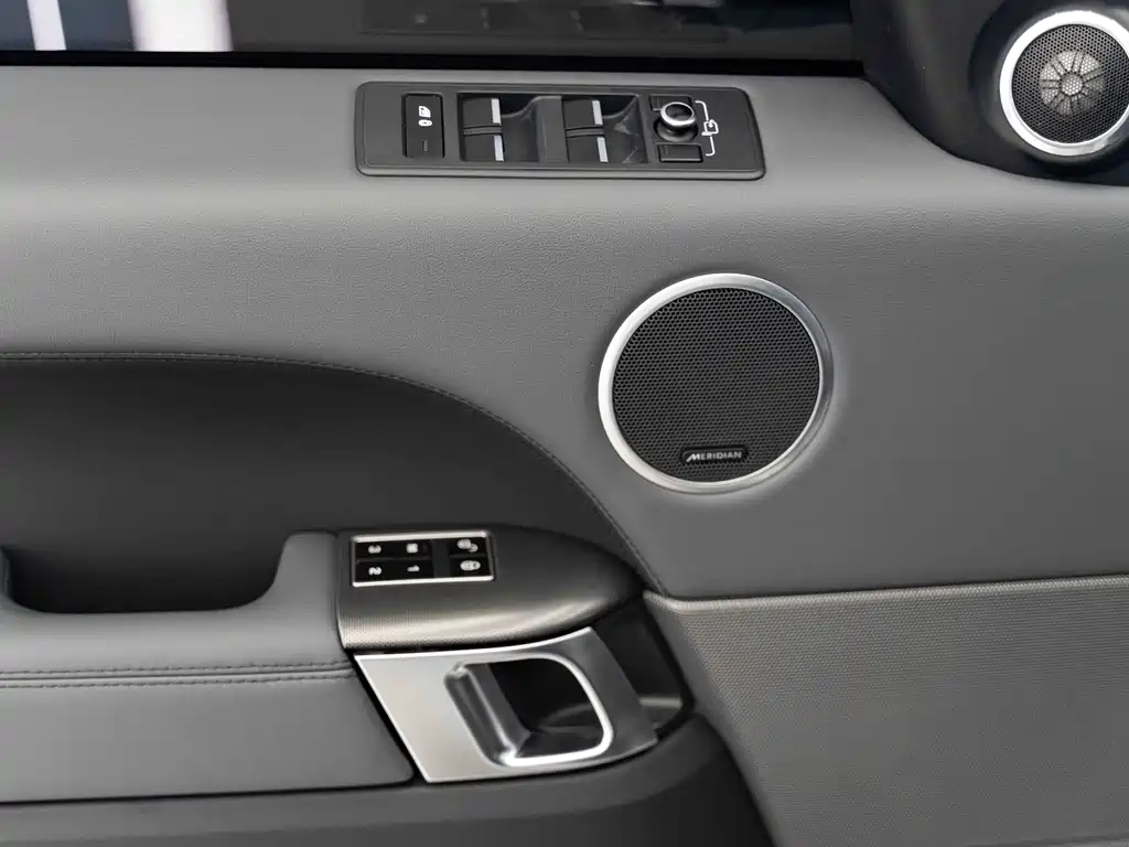 Land Rover Sport 2015 — фото 15