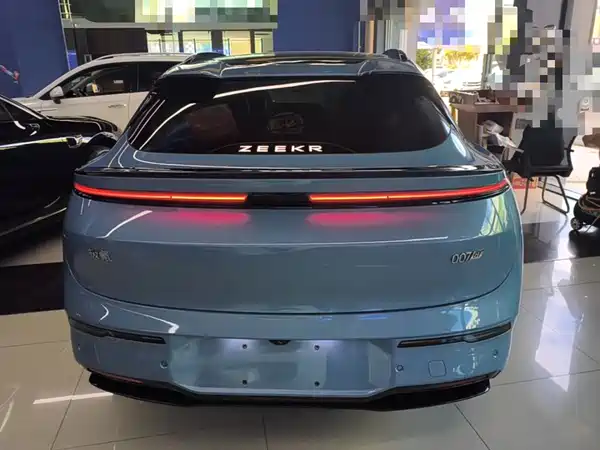 Zeekr 007GT 2025