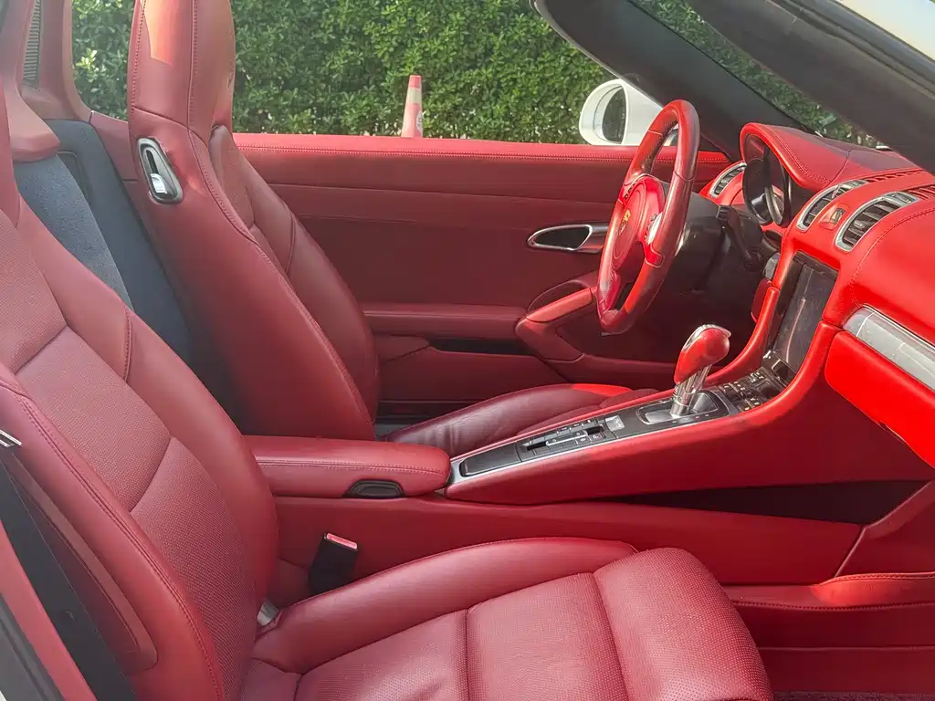 Porsche Boxster 2016 — фото 14