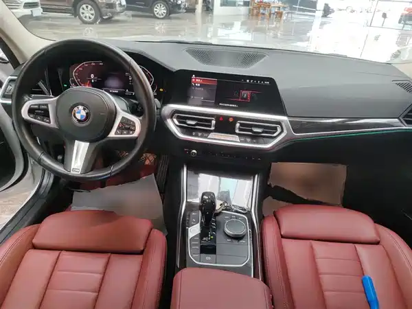 BMW 3 Series 2021