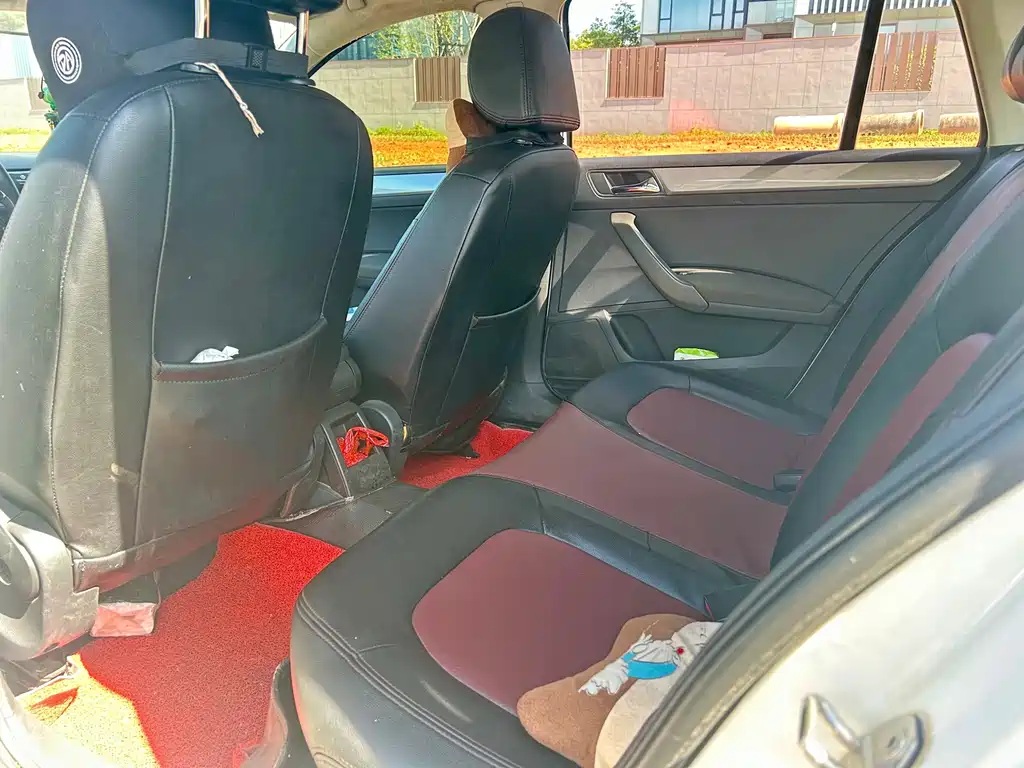 Volkswagen Santana 2015