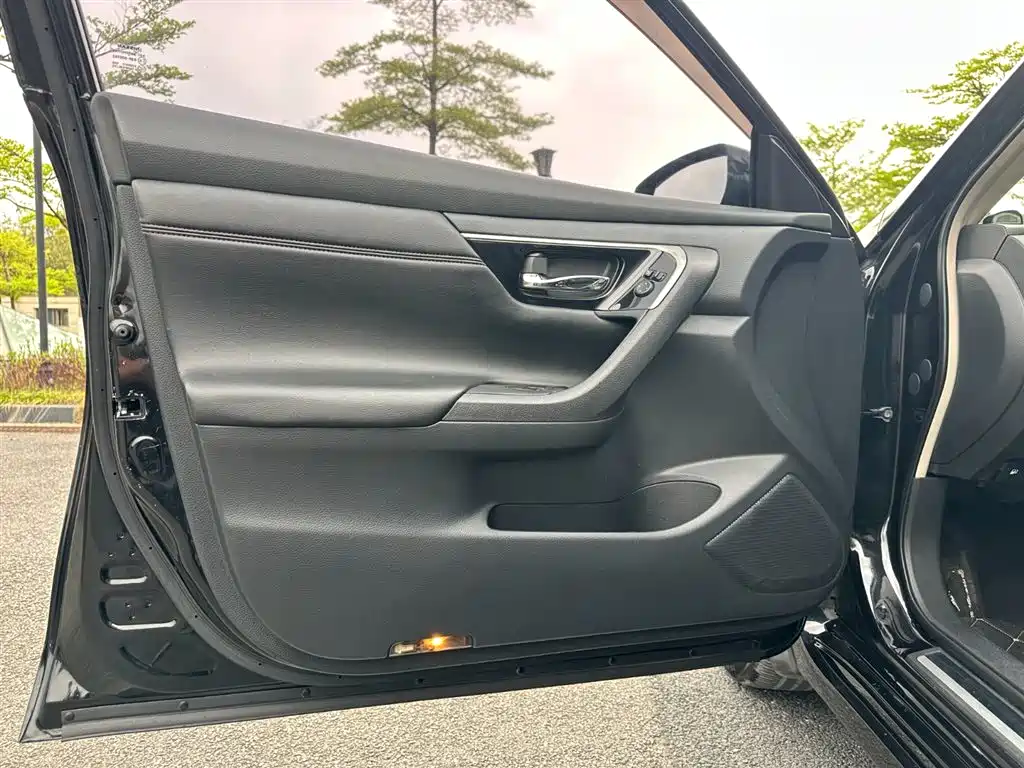 Nissan Teana 2017 — фото 4