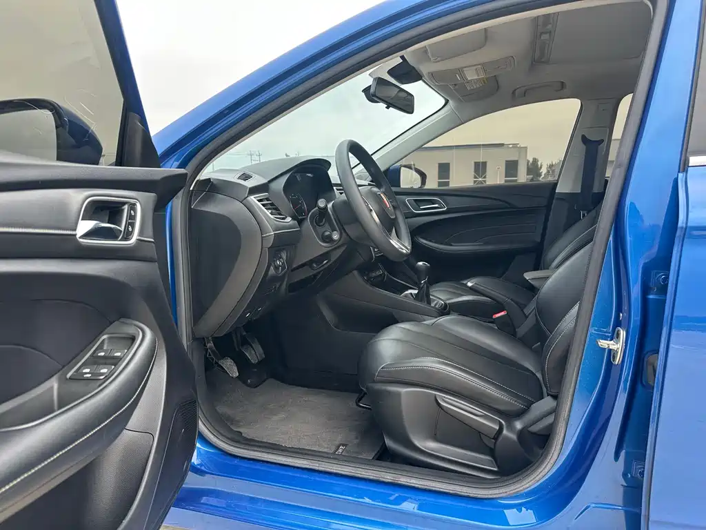 Roewe i5 2020