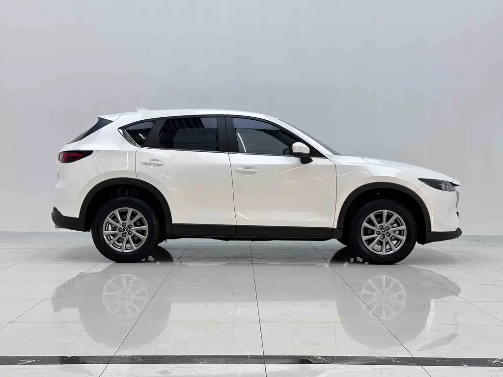 Mazda CX-5 2025