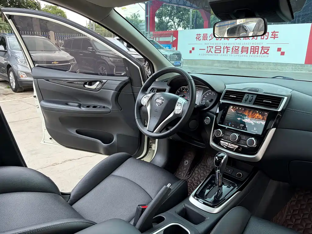 Nissan Tiida 2020 — фото 10