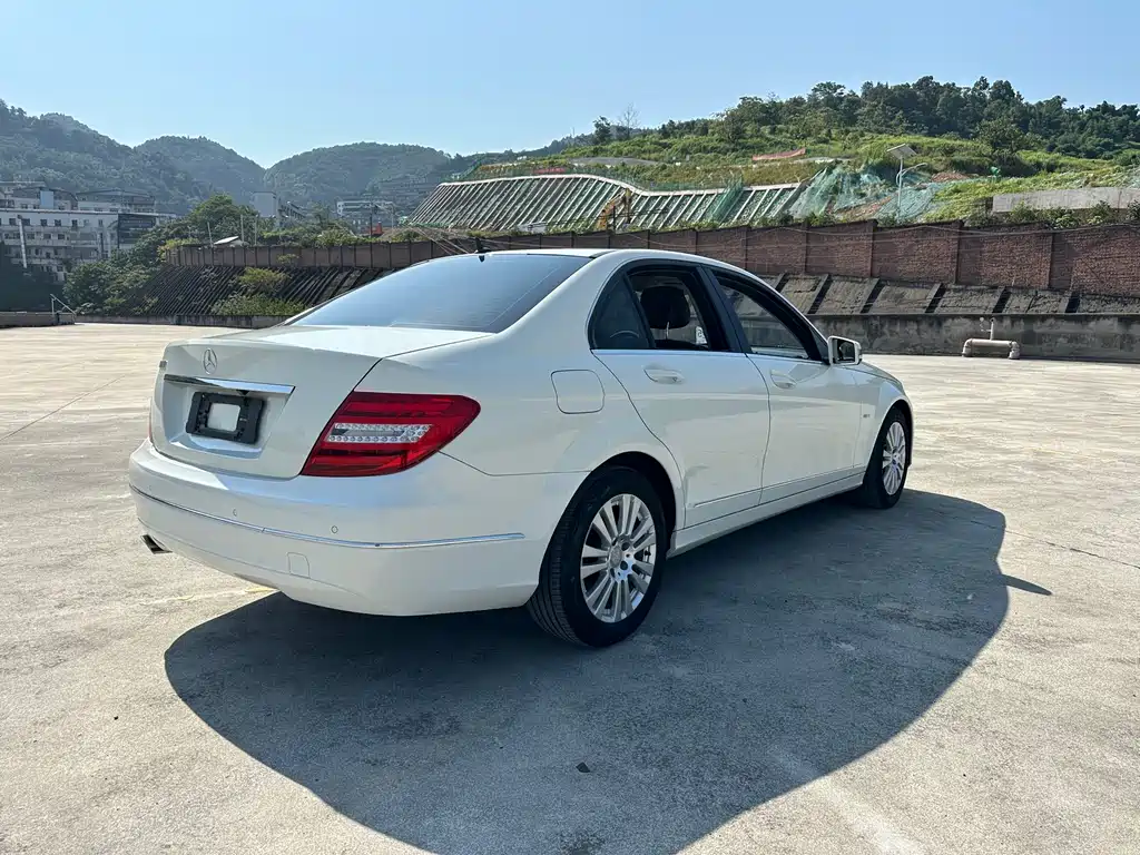 Mercedes-Benz C-Class 2013