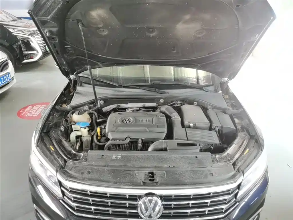Volkswagen Passat 2018 — фото 20
