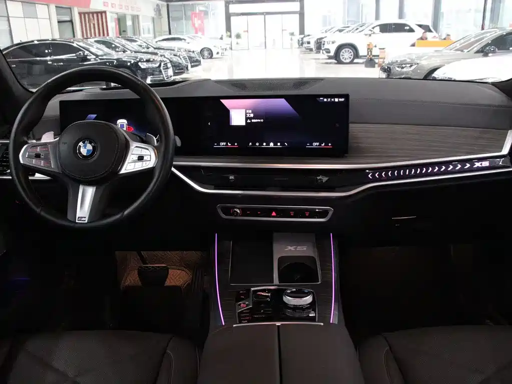 BMW X5 2024 — фото 10