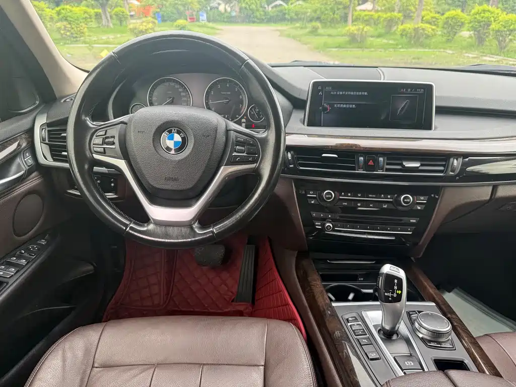 BMW X5 2017 — фото 15