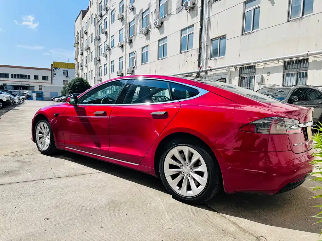 Tesla Model S 2017