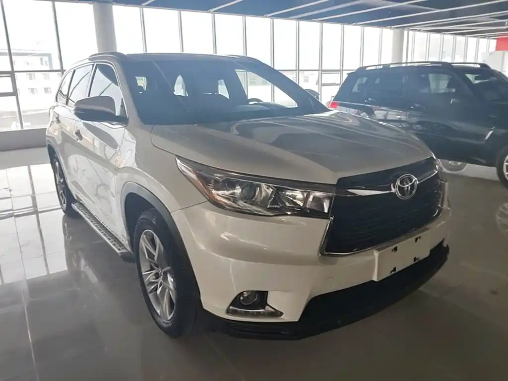 Toyota Highlander 2016