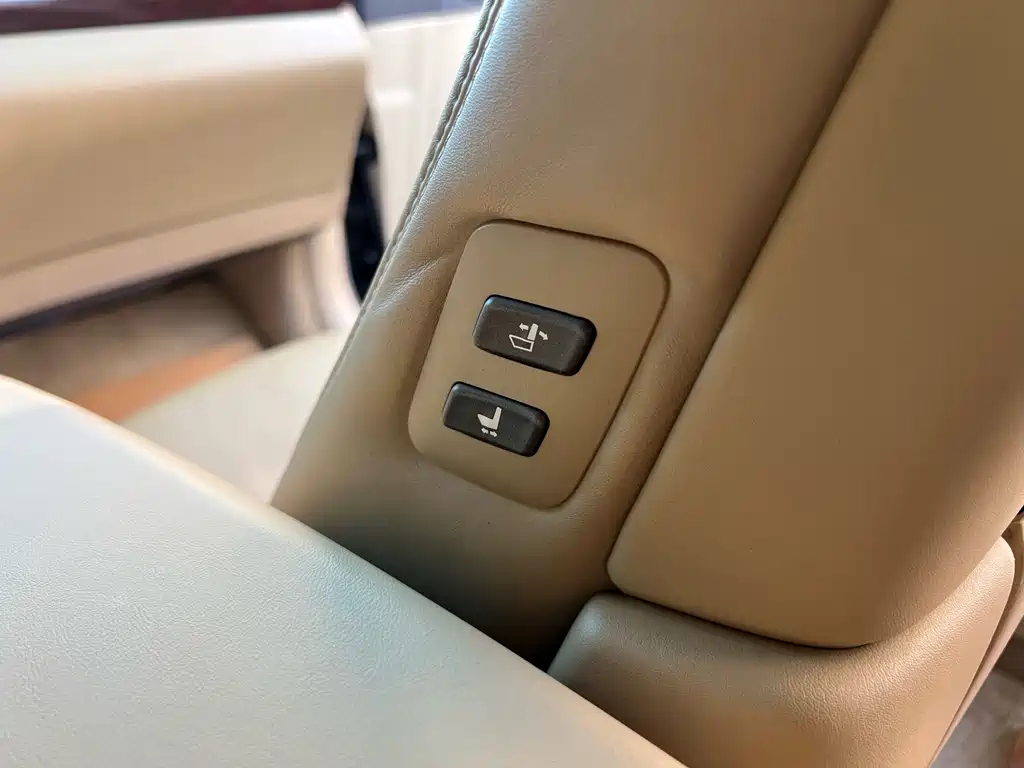 Lexus LS 2008 — фото 15