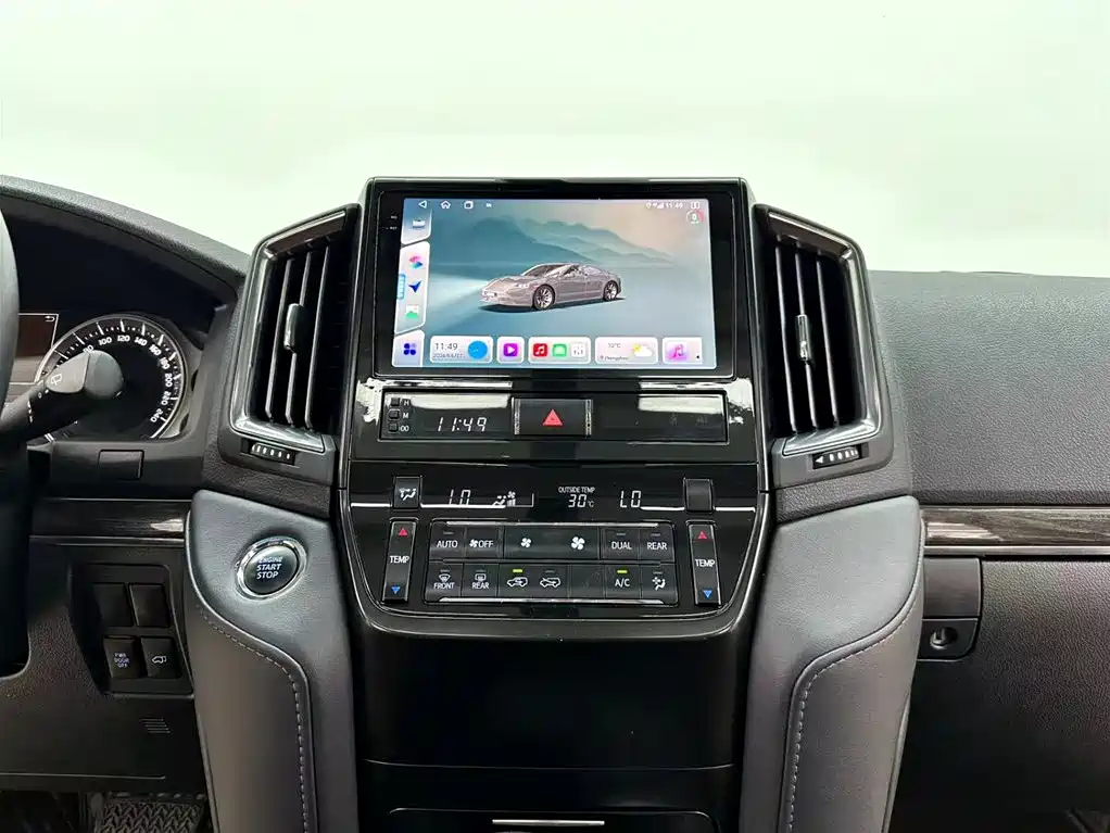 Toyota Land Cruiser 2020 — фото 16