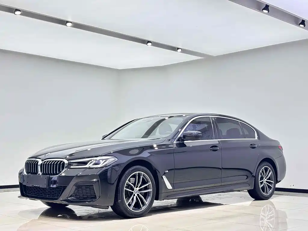 BMW 5 Series 2023