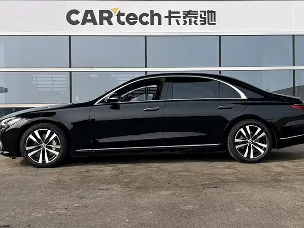 Mercedes-Benz S-Class 2021