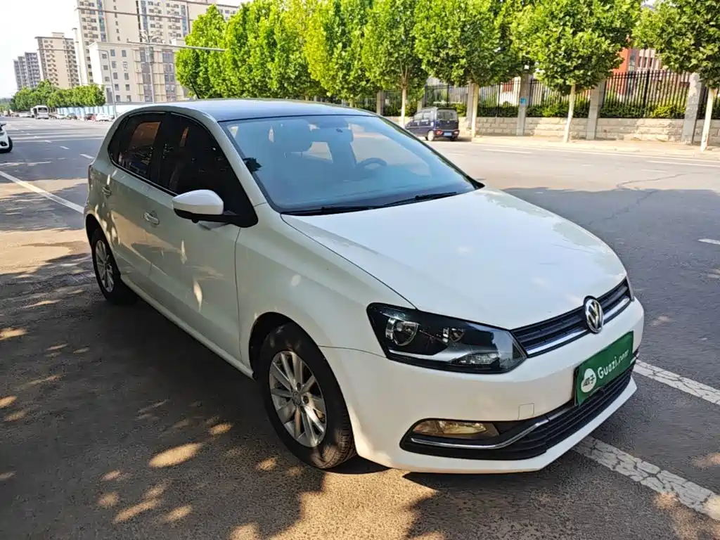 Volkswagen Polo 2017 — фото 22
