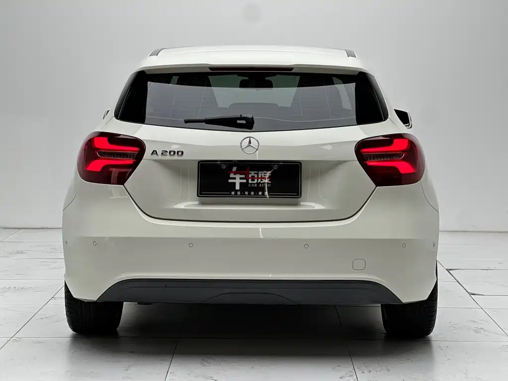 Mercedes-Benz A-Class 2018 — фото 5