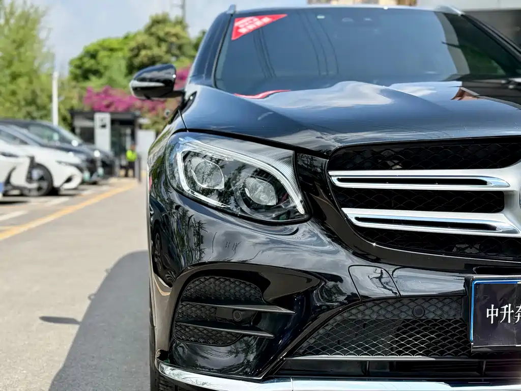 Mercedes-Benz GLC 2017 — фото 11