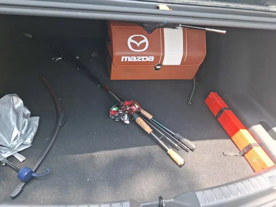 Mazda 3 Angkesela 2023