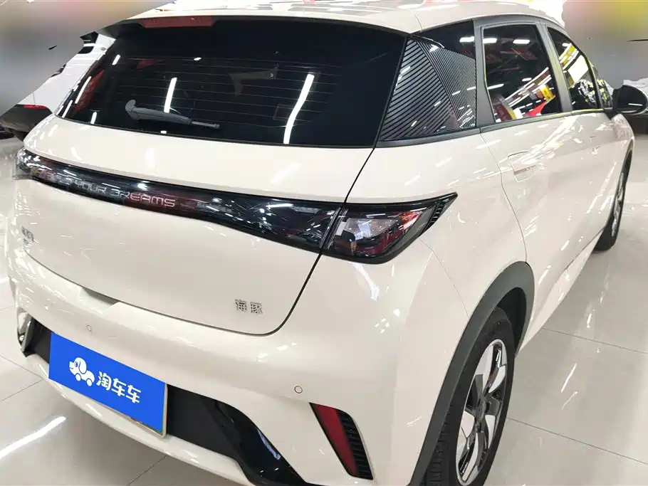 BYD Dolphin 2025 — фото 3