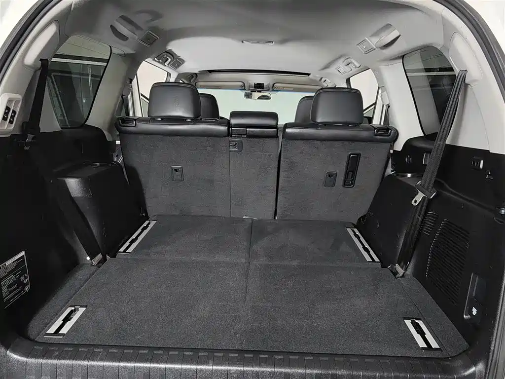 Toyota Prado 2019 — фото 16